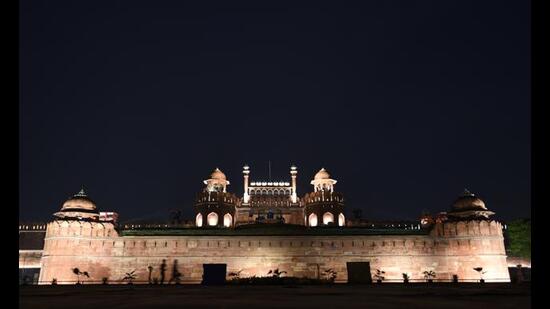 A view of illuminated Red Fort (Lal Qila) at night. (Photo: Sonu Mehta/HT) A view of illuminated Red Fort (Lal Qila) at night. (Photo: Sonu Mehta/HT)
