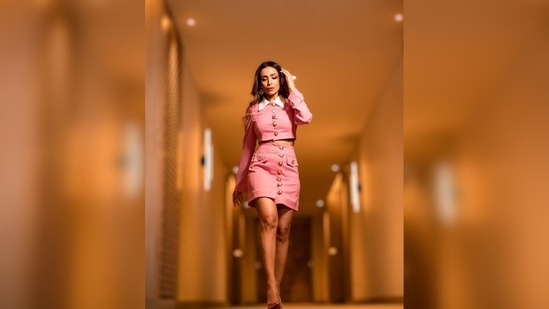 Malaika Arora's co-ord set features button detailing with collar and pockets.(Instagram/@malaikaaroraofficial)