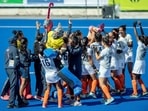 India women's hockey team players celebrate after winning a Bronze medal(Hockey India Twitter) India women's hockey team players celebrate after winning a Bronze medal(Hockey India Twitter)