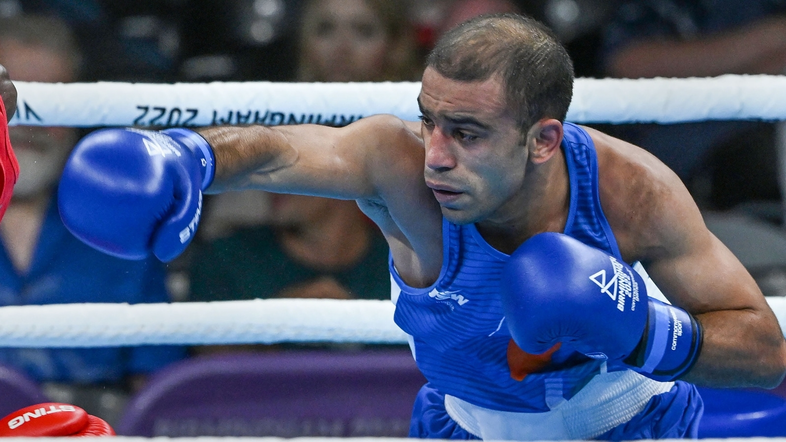 Amit Panghal clinches gold in flyweight boxing, wins his second CWG medal -  Hindustan Times