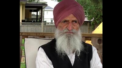 His uncle, Sarwan Singh, 92, a resident of Jalandhar – whose parents, two brothers and two sisters were killed during the riots – is excited to meet his elder brother’s son at the last resting place of Guru Nanak, the founder of Sikhism. (HT PHOTO) His uncle, Sarwan Singh, 92, a resident of Jalandhar – whose parents, two brothers and two sisters were killed during the riots – is excited to meet his elder brother’s son at the last resting place of Guru Nanak, the founder of Sikhism. (HT PHOTO)