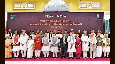Prime Minister Narendra Modi and other ministers and CMs at the Niti Aayog meeting in New Delhi on Sunday, August 7, 2022. (PTI)