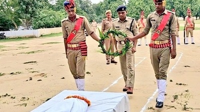 Born on March 10, 2011, Oli was trained to sniff out explosives at the National Dog Training Centre in Gwalior's Tekanpur.&nbsp; (Gonda Police)