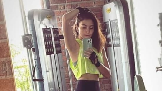 Anushka Sharma posted a picture from her workout.&nbsp;