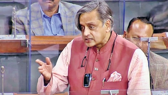 Congress MP Shashi Tharoor praised Margaret Alva's graceful fight.&nbsp;