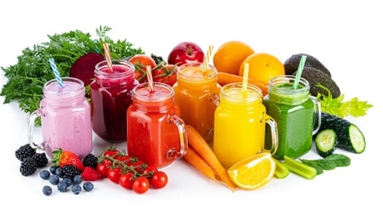 Vegetable juices come with multiple benefits. They help in removing the toxins from the body and siding digestion. Some of the juices are also known for boosting immunity and helping in controlling weight. Nutritionist Anjali Mukerjee addressed the benefits of several vegetable juices in her latest Instagram post and wrote how some of them help in boosting energy for the day. One glass of these juices every morning and we are good to go for the entire day. Check out the juices here.(Unsplash)