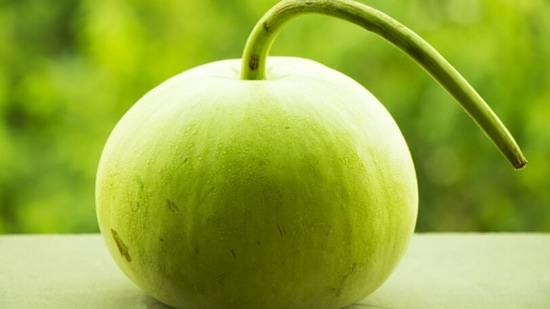 Ash gourd juice is packed with nutrients such as calcium, zinc, phosphorus, and vitamins like thiamine and riboflavin. This helps in fighting fatigue and tiredness and making us feel energised.(Unsplash)