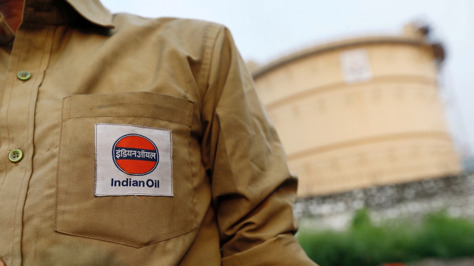 Indian oil corp unit in Sri Lanka to open 50 new fuel stations to fight