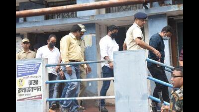 West Bengal police detain three Jharkhand Congress MLAs in Howrah district on July 31. (PTI)