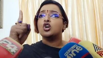 Kerala gold smuggling case accused Swapna Suresh speaks to media persons. (ANI File Photo) Kerala gold smuggling case accused Swapna Suresh speaks to media persons. (ANI File Photo)