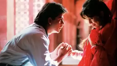 Shah Rukh Khan and Mahima Chaudhary in a scene from Subhash Ghai's Pardes. Shah Rukh Khan and Mahima Chaudhary in a scene from Subhash Ghai's Pardes.