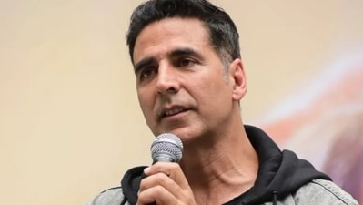 Akshay Kumar in Kolkata for the promotion of Raksha Bandhan. Akshay Kumar in Kolkata for the promotion of Raksha Bandhan.