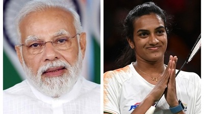 PM Modi congratulated PV Sindhu PM Modi congratulated PV Sindhu
