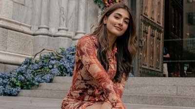 Pooja Hegde earlier took over the streets of New York in a mini tie-dye bodycon shirt dress which she teamed with platform boots. (Instagram/@hegdepooja) Pooja Hegde earlier took over the streets of New York in a mini tie-dye bodycon shirt dress which she teamed with platform boots. (Instagram/@hegdepooja)