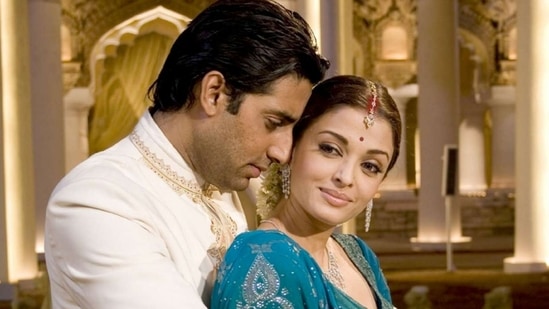 Abhishek Bachchan and Aishwarya Rai in a still from Mani Ratnam's 2007 film Guru.