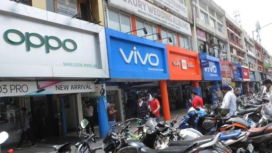 India is world’s second-biggest mobile market, and exclusion from it’s entry-level market would hurt Xiaomi and its peers, which in recent years have increasingly relied on India to drive growth. (HT FIle Photo)