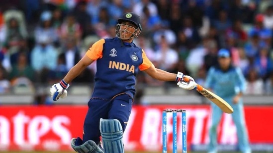 MS Dhoni MS Dhoni