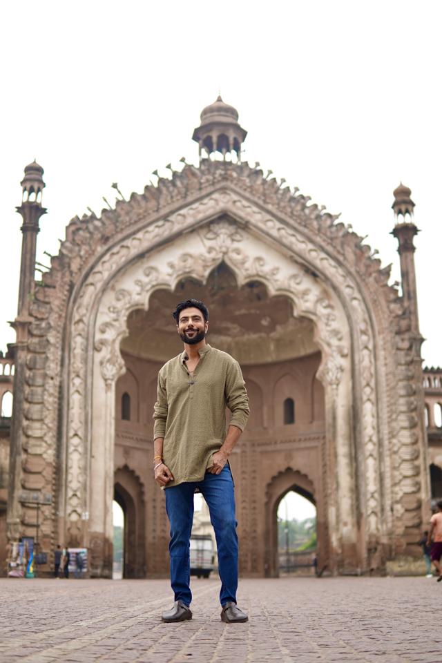Chef Ranveer Brar in front of Rumi Darwaza on his visit to hometown Lucknow (Azman Khan) Chef Ranveer Brar in front of Rumi Darwaza on his visit to hometown Lucknow (Azman Khan)