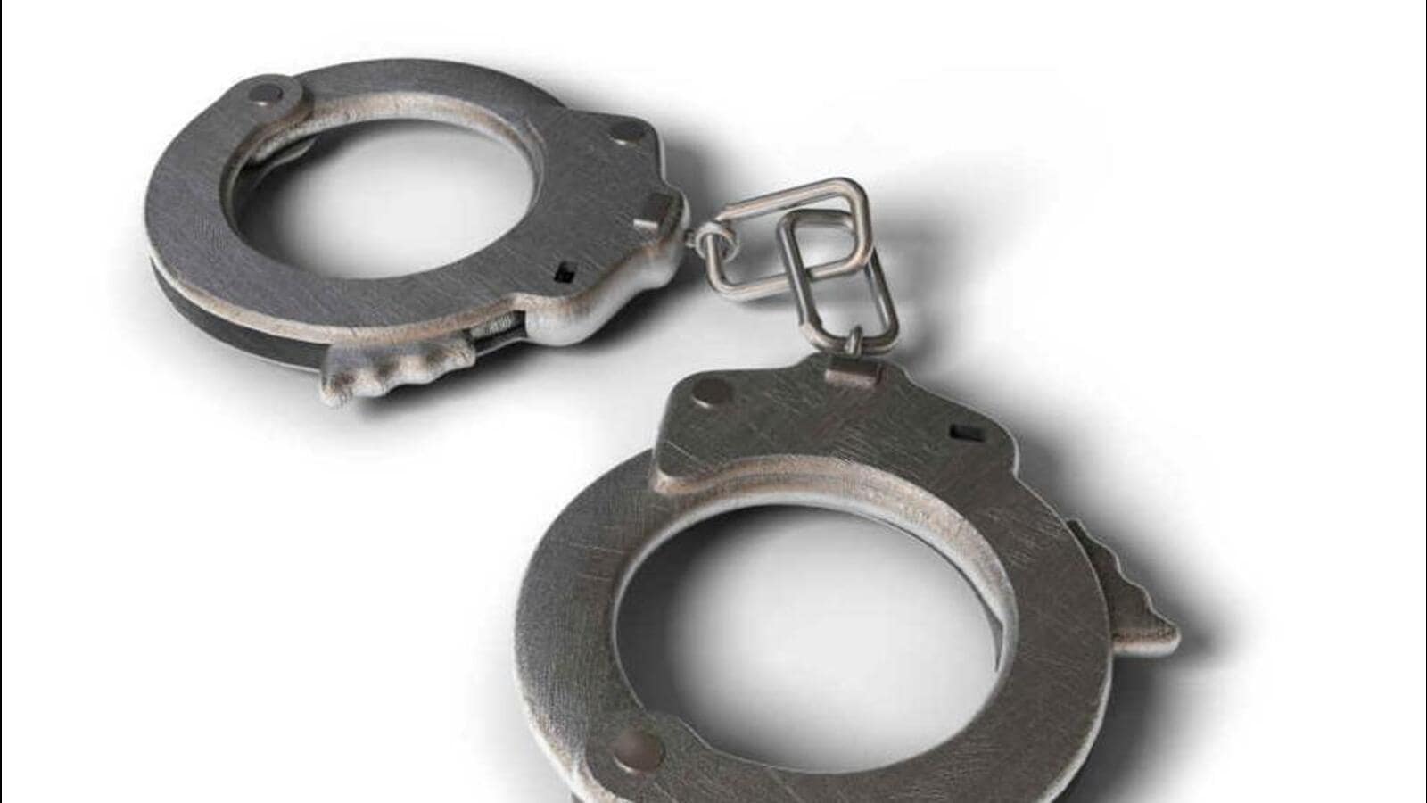 हत्याकांड में प्रत्यक्षदर्शी से मारपीट, धमकाने के आरोप में दो गिरफ्तार | मुंबई खबर हत्याकांड में प्रत्यक्षदर्शी से मारपीट, धमकाने के आरोप में दो गिरफ्तार | मुंबई खबर
