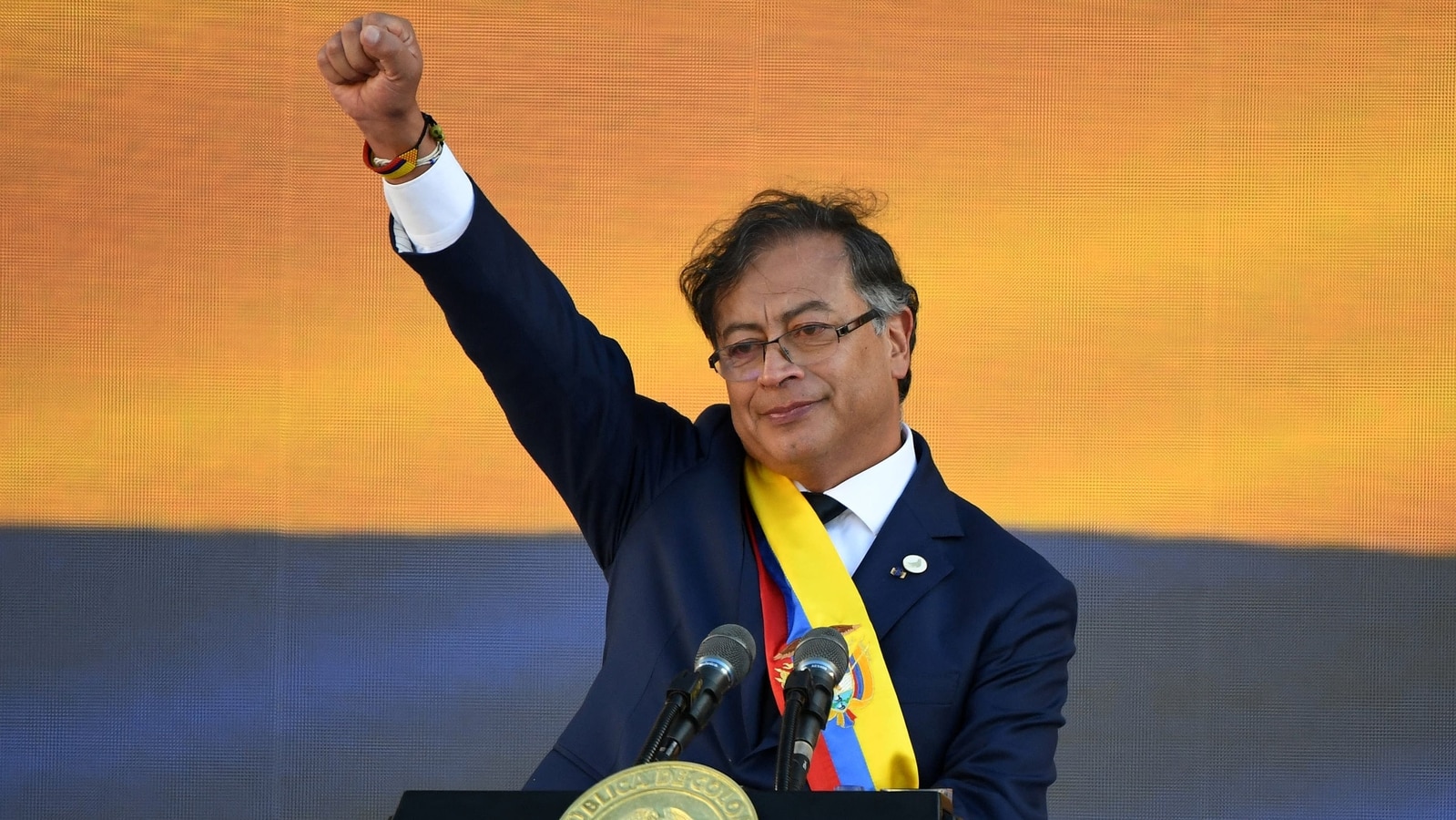Gustavo Petro sworn in as Colombia's first leftist president | World News - Hindustan Times
