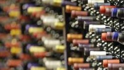 Thieves burgle a liquor warehouse in Pune by drilling a hole at the building back wall, said police officials. (AP (PIC FOR REPRESENTATION))