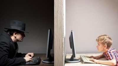 Abusive content and online bullying harms teens’ mental health and body image. (Shutterstock)