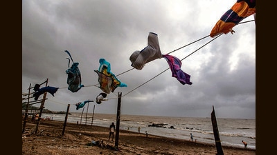 After a bout of rought weather on Monday night, life was thrown out of gear for several fisherman in and around Uttan Village in Bhayandar taluka, Thane district (Satish Bate/ Hindustan Times) After a bout of rought weather on Monday night, life was thrown out of gear for several fisherman in and around Uttan Village in Bhayandar taluka, Thane district (Satish Bate/ Hindustan Times)