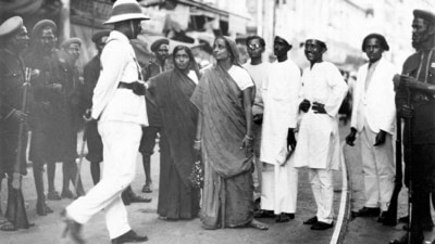 Demonstrators stand up to the police in Bombay during the Quit India Movement. Gandhi had immense faith in the abilities of women and this was validated time and again. (Alamy Stock Photo) Demonstrators stand up to the police in Bombay during the Quit India Movement. Gandhi had immense faith in the abilities of women and this was validated time and again. (Alamy Stock Photo)