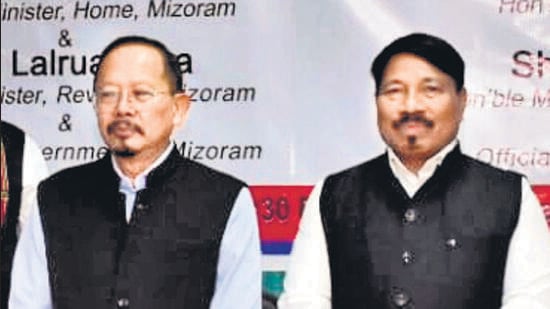 Assam, Mizoram resume border dialogue, agree to maintain peace