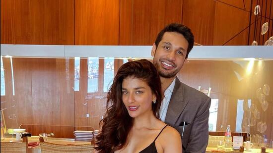 Arjun Kanungo and Carla Dennis will have an intimate wedding on August 10