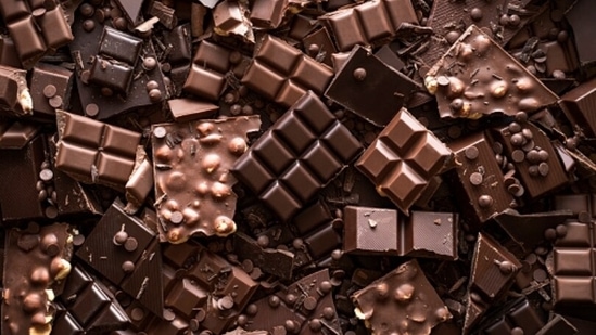 It is rare to find people who do not like chocolates. But are chocolates just treat for the tastebuds, or do they have lot of other benefits as well?(Unsplash)