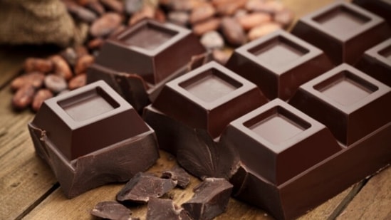 Dark chocolates are loaded with antioxidants.(Unsplash)