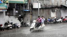 Following heavy downpour, flooding was witnessed in western Maharashtra districts since the last two days (HT FILE PHOTO)