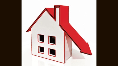 The reserve prices of 17 freehold residential properties have been reduced by about 15% compared to the last e-tender. Bids can be submitted from August 16. (Getty Images/iStockphoto)