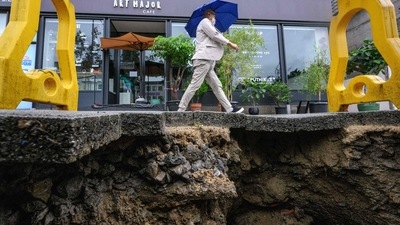 The Ministry of the Interior and Safety said workers through Wednesday afternoon had finished restoring more than 90% of some 2,800 buildings, homes, roads and other facilities in the capital area that had been prioritised in emergency recovery plans. (AFP) The Ministry of the Interior and Safety said workers through Wednesday afternoon had finished restoring more than 90% of some 2,800 buildings, homes, roads and other facilities in the capital area that had been prioritised in emergency recovery plans. (AFP)