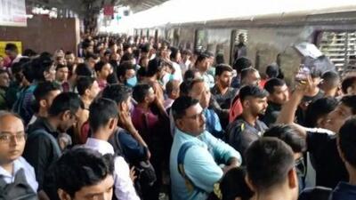 The error was reported between 8:30am to 8:45am which was resolved shortly. (HT Photo)