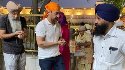Aamir Khan pictured after taking khada prasad at the Golden Temple in Amritsar. Laal Singh Chaddha is Aamir's first theatrical release after four years. He was last seen on the screen in Yash Raj Films' Thugs of Hindostan (2018). Aamir Khan pictured after taking khada prasad at the Golden Temple in Amritsar. Laal Singh Chaddha is Aamir's first theatrical release after four years. He was last seen on the screen in Yash Raj Films' Thugs of Hindostan (2018).