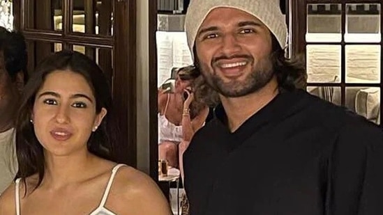 Sara Ali Khan had said she would like to date Vijay Deverakonda.&nbsp;