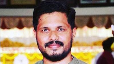 Three people, who allegedly murdered Bharatiya Janata Yuva Morcha (BJYM) worker Praveen Nettaru in Dakshina Kannada district on July 26, were arrested on Thursday, Karnataka police said. (PTI) Three people, who allegedly murdered Bharatiya Janata Yuva Morcha (BJYM) worker Praveen Nettaru in Dakshina Kannada district on July 26, were arrested on Thursday, Karnataka police said. (PTI)