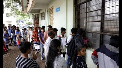 Following completion of the FYJC or Class 11 admissions, a total of 77,130 seats continue to remain vacant in the Pune and Pimpri-Chinchwad region (HT FILE PHOTO) Following completion of the FYJC or Class 11 admissions, a total of 77,130 seats continue to remain vacant in the Pune and Pimpri-Chinchwad region (HT FILE PHOTO)