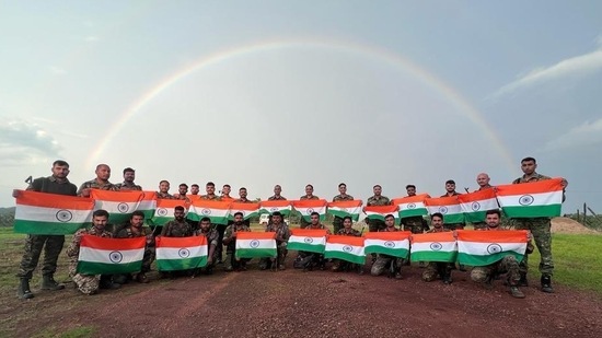Hawk Force personnel deployed in the most sensitive and inaccessible areas of Madhya Pradesh participating in ‘Har Ghar Tiranga’.(DGP Madhya Pradesh/ Twitter)
