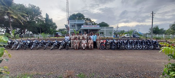 Concerns have increased recently over theft of two-wheelers and multiple accused have been taken into custody over this matter. (Image source: @SPBelagavi/Twitter) Concerns have increased recently over theft of two-wheelers and multiple accused have been taken into custody over this matter. (Image source: @SPBelagavi/Twitter)