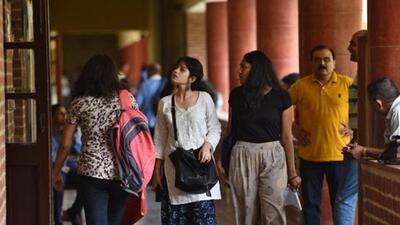 Fergusson College’s cut-off for arts stream has dipped from 96.40 per cent to 96.20 per cent, and science stream has increased from 88 per cent to 94.40 per cent in the second round. (REPRESENTATIVE PHOTO) Fergusson College’s cut-off for arts stream has dipped from 96.40 per cent to 96.20 per cent, and science stream has increased from 88 per cent to 94.40 per cent in the second round. (REPRESENTATIVE PHOTO)