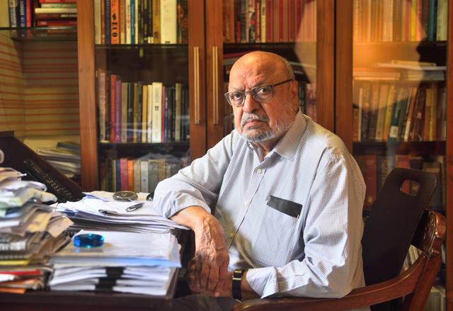 Film director, scriptwriter and documentary filmmaker Shyam Benegal at his office in Tardeo, Mumbai. (Satish Bate/HT PHOTO) Film director, scriptwriter and documentary filmmaker Shyam Benegal at his office in Tardeo, Mumbai. (Satish Bate/HT PHOTO)