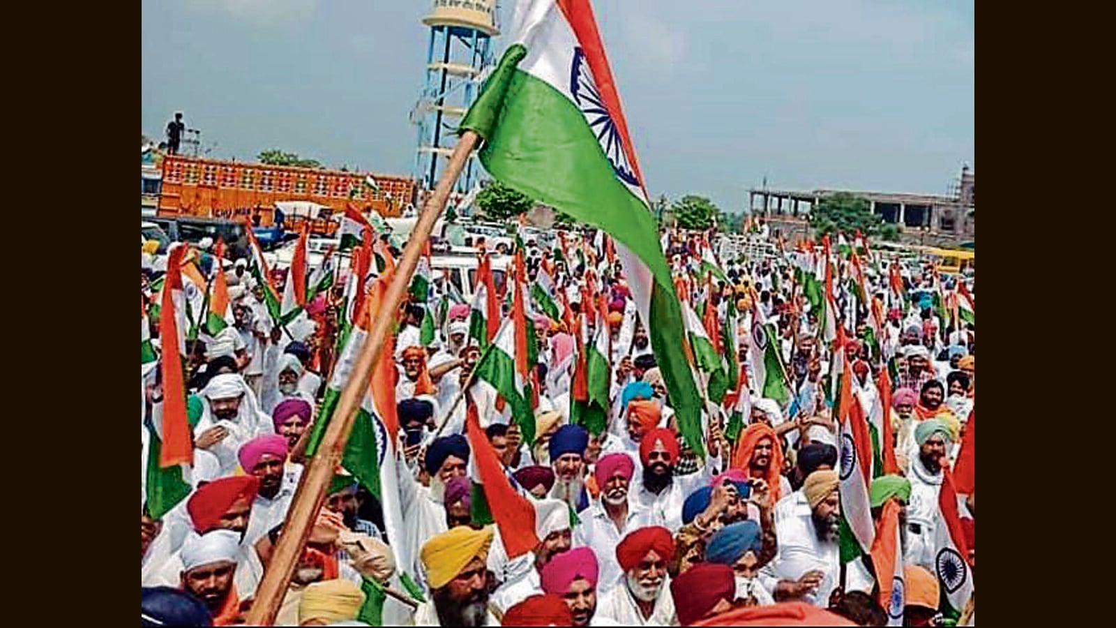 Congress workers take out Tiranga march at Karnal - Hindustan Times