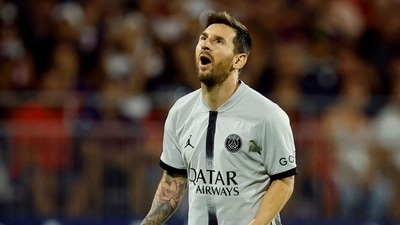 Paris St Germain's Lionel Messi reacts (REUTERS)