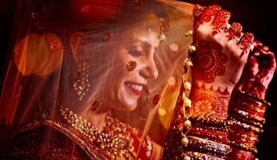 Fashion tips: 6 hacks to get your bridal jewellery popping on your wedding day (Photo by AMISH THAKKAR on Unsplash) Fashion tips: 6 hacks to get your bridal jewellery popping on your wedding day (Photo by AMISH THAKKAR on Unsplash)