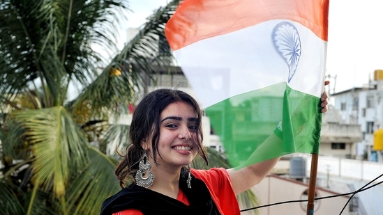 The 'Har Ghar Tiranga' campaign kicked off on Saturday and will run till August 15. It is an initiative to mark India's 75th anniversary of independence and celebrate 'Azadi ka Amrit Mahotsav. The programme envisages inspiring Indians everywhere to hoist the national flag at their homes. The aim is to make the relationship with the national flag a more personal one rather than just keeping it formal or institutional.(ANI)