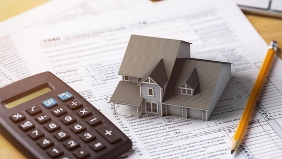 The corporate tax collections during FY 2022-23 (till 31st July, 2022) register a robust growth of 34% over the corporate tax collections in the corresponding period of FY 2021-22.(Representative image) The corporate tax collections during FY 2022-23 (till 31st July, 2022) register a robust growth of 34% over the corporate tax collections in the corresponding period of FY 2021-22.(Representative image)