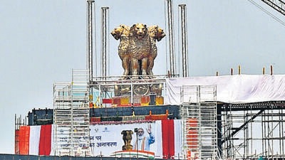 The central government will commemorate warriors such as Thalakkal Chanthu, Tirot Singh, and Sela and Nura among the 75 tribal women and men who fought against the British and other invaders to mark 75 years of India’s Independence (Hindustan Times) The central government will commemorate warriors such as Thalakkal Chanthu, Tirot Singh, and Sela and Nura among the 75 tribal women and men who fought against the British and other invaders to mark 75 years of India’s Independence (Hindustan Times)